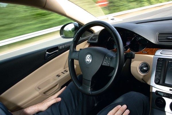 samochodowy-autopilot-juz-niedlugo