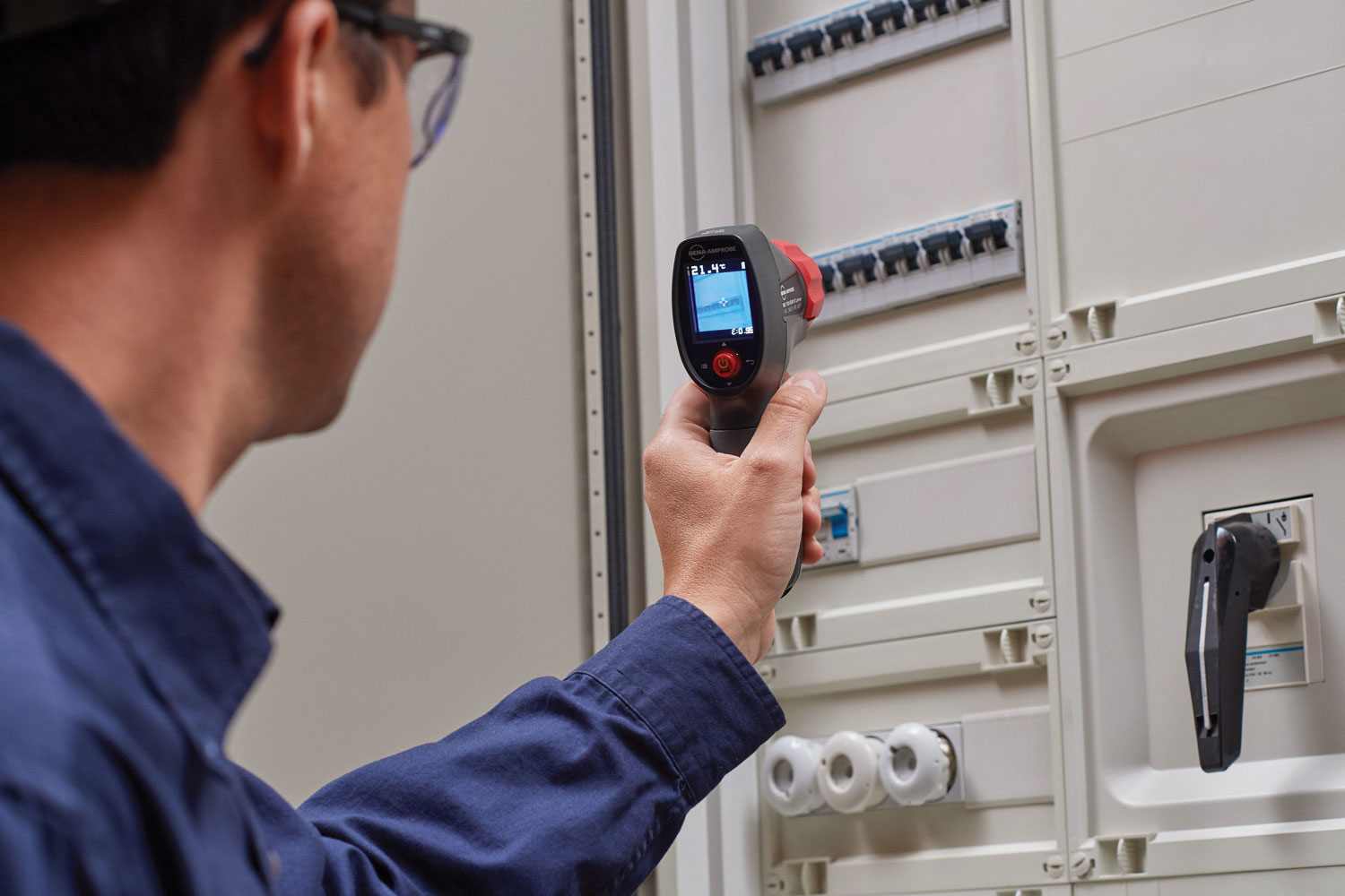 beha amprobe startuje z jesienna promocja wybranych przyrzadow ze swojego portfolio2