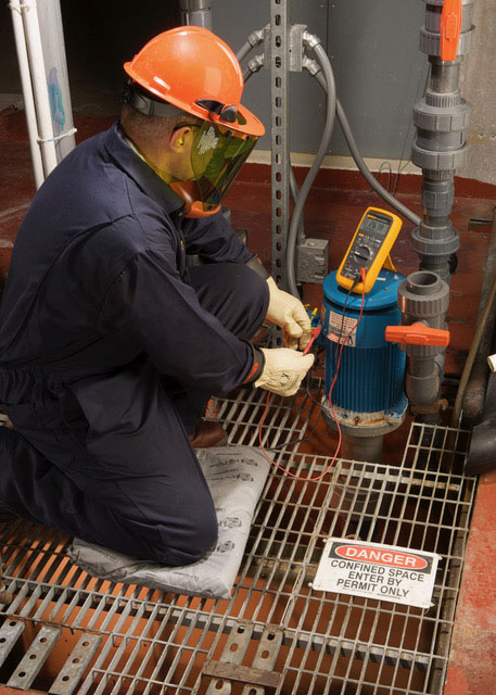 fluke startuje z promocjami na sezon wiosenny w roli glownej multimetry testery i mierniki cegowe