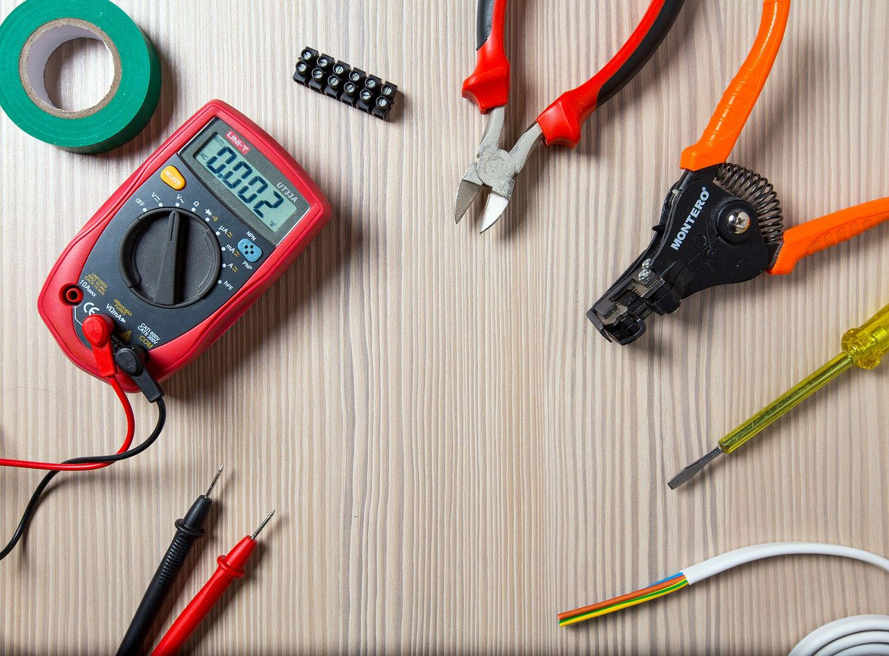 Kiedy przegląd instalacji elektrycznej jest obowiązkowy?