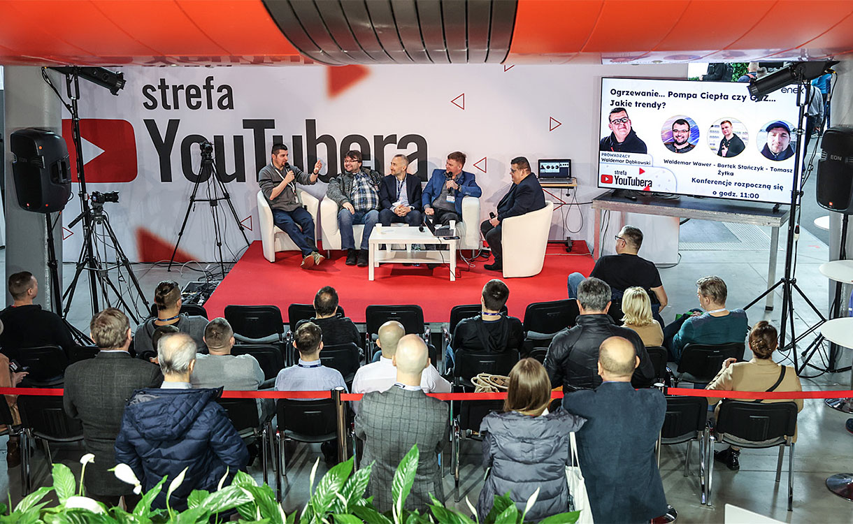 Fot. 2. Strefa Youtuberów była miejscem spotkań i rozmów fanów elektromobilności i nowoczesnych technologii z sektora OZE