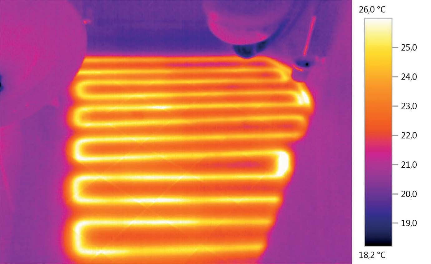 Fot. 5. Kamera termowizyjna znajduje zastosowanie również przy badaniu instalacji grzewczych. Fot.: Testo