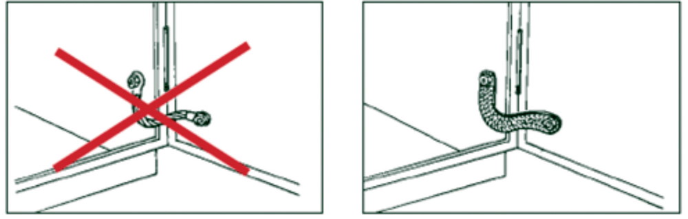 Fot. 3. Połączenia drzwi szaf sterownic i rozdzielnic.