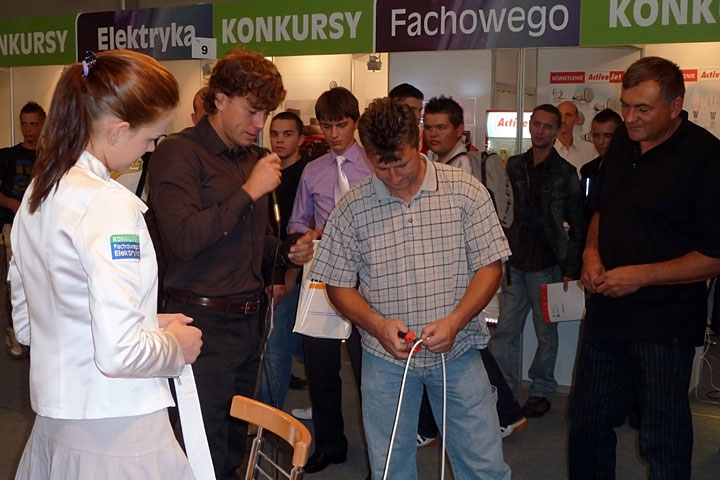 Ile mierzy 1 m kabla? Czyli konkursy Fachowego Elektryka na targach ENERGETAB 2011