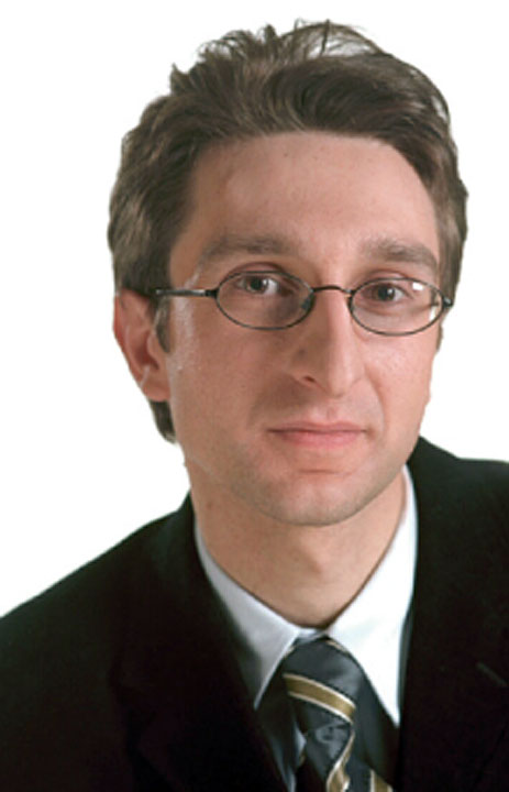 Krzysztof Kouyoumdjian Corporate Communication Manager Philips Polska