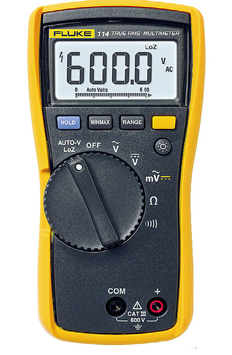 Fot. 4. Multimetr Fluke 114 pozwala na pomiar napięcia stałego, zmiennego i rezystancji. Dobrze sprawdza się przy diagnostyce urządzeń i instalacji elektrycznych. w skład zestawu wchodzi: multimetr, przewody pomiarowe, holster, bateria 9 V (zainstalowana) oraz instrukcja obsługi w języku polskim.