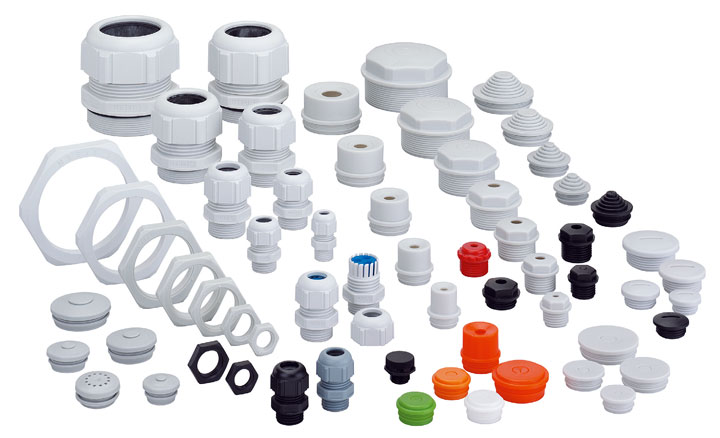 Fot. 4 Akcesoria uniwersalne IP54 do IP68