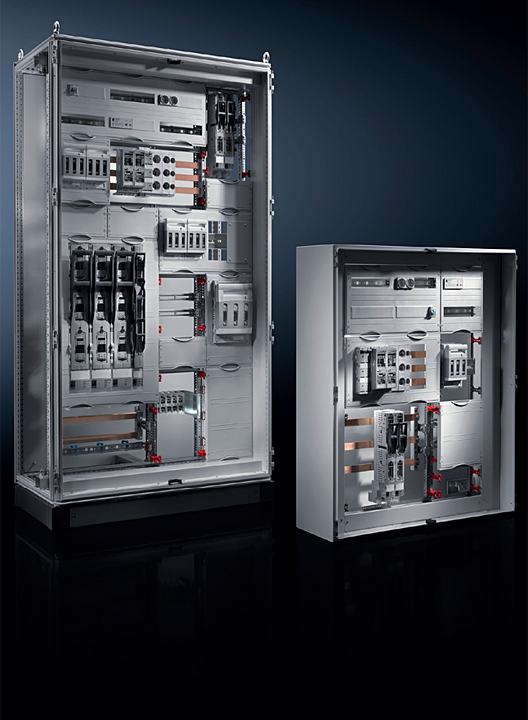 Fot. 5. Rozwiązania dystrybucji energii dla rozdzielnic naściennych (w obudowie AE) oraz stojących (obudowa TS8).