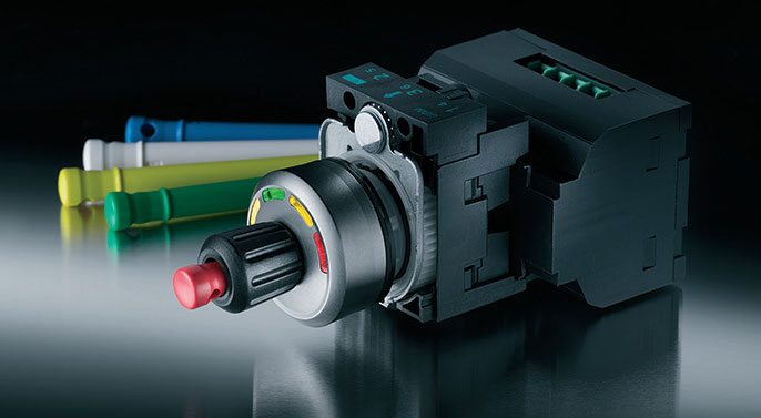 Fot. 1. Przełączniki z kluczem RFID
zastępują złożone systemy kluczy,
zapewniając lepszą funkcjonalność
(jak np. identyfikacja użytkowników