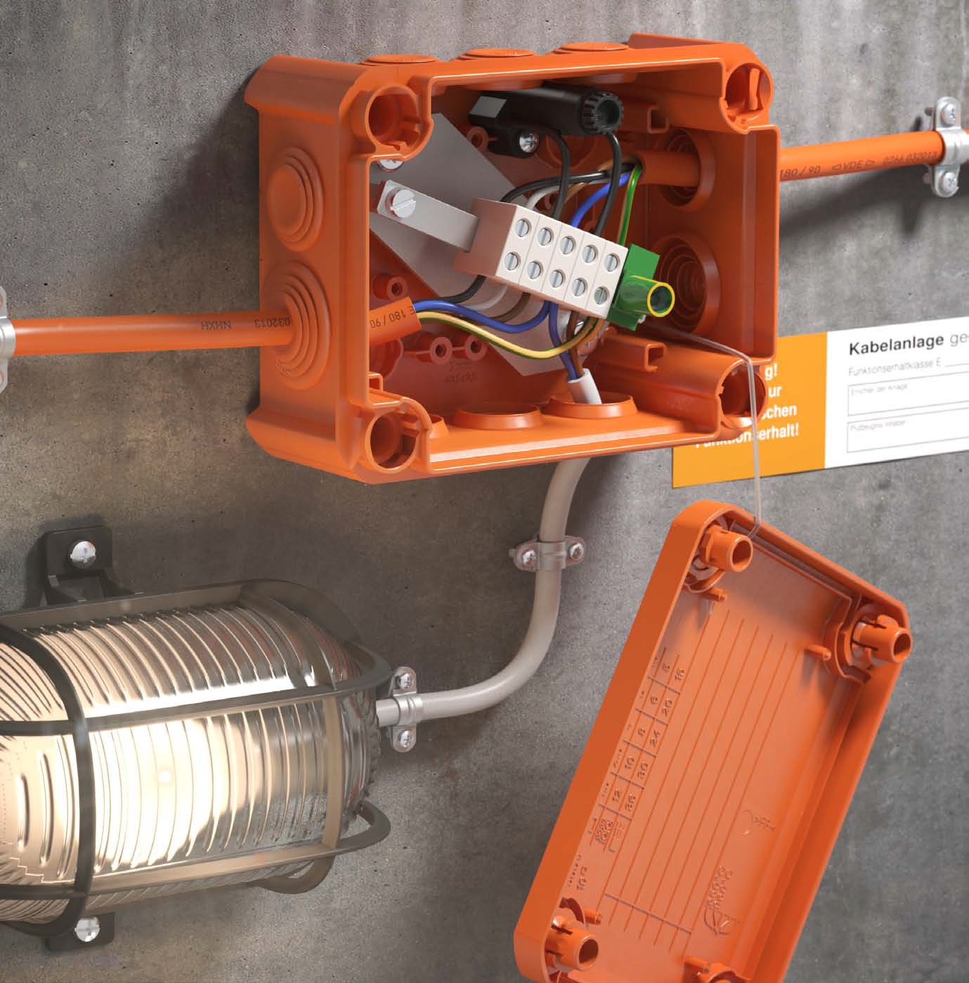 Fot. 2. Zabezpiecza wybraną strefę bezpieczeństwa: OBO FireBox z bezpiecznikiem, przewody mogą być rozdzielane w prosty sposób do wybranej sekcji za pomocą puszki.
