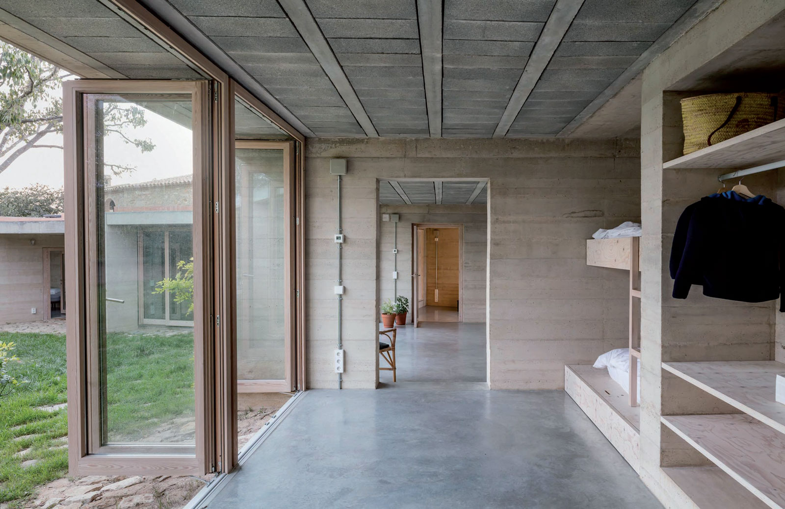 brutalna koniecznosc czy elegancja3