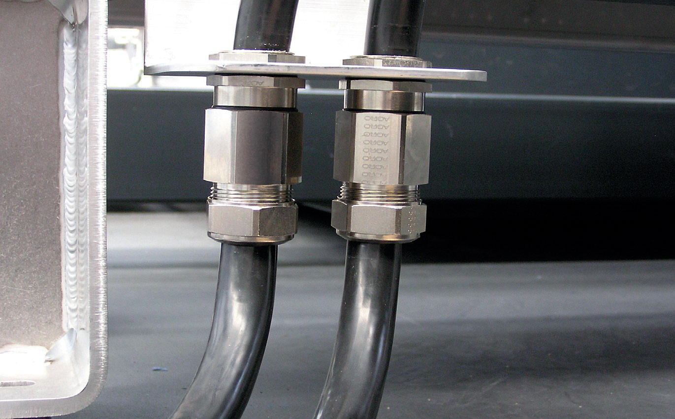 Fot. 3. Dławnice metalowe cechuje przede wszystkim wytrzymałość na uszkodzenia
mechaniczne. Fot. ASTAT