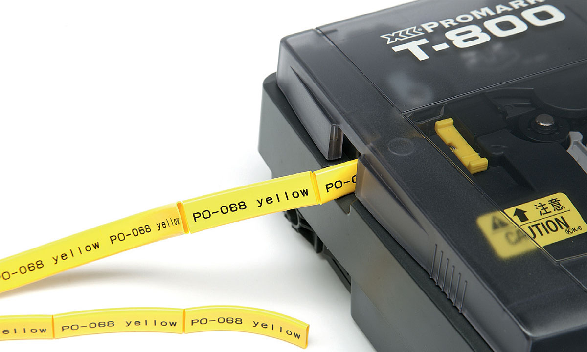 Fot. 2. Tekst wprowadzany jest do drukarki poprzez wbudowaną klawiaturę lub przesyłany
z komputera.