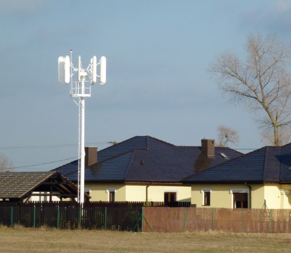 Fot. 2. W polskich warunkach, w wielu lokalizacjach bardzo dobrze poradzą sobie turbiny wiatrowe. Fot.: AIRGENERATOR