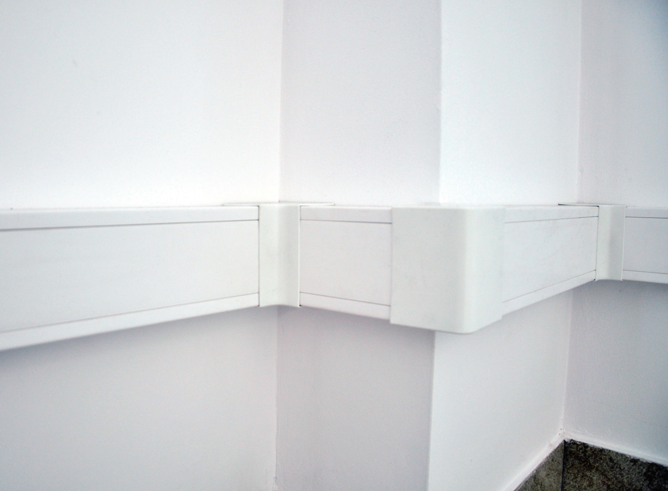 estetyczne i praktyczne kanaly kablowe