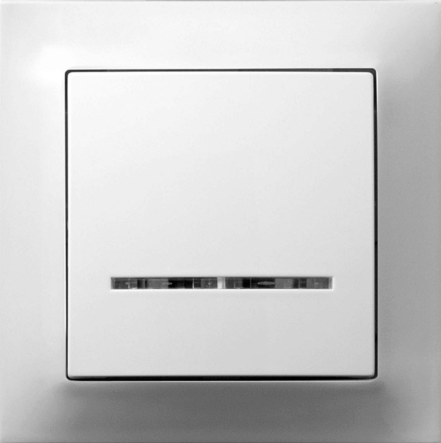 Fot. 2. Podświetlane klawisze ułatwiają
lokalizację włącznika w ciemności. Fot.: OSPEL