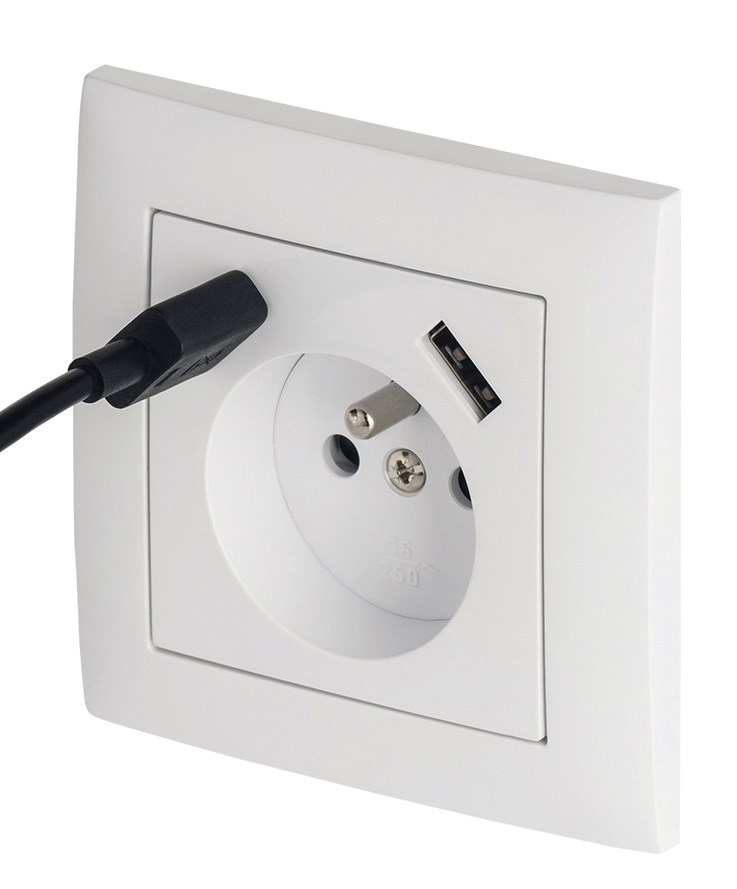 Fot. 2. Gniazdo z wyjściem USB
przeznaczonym do ładowania
urządzeń mobilnych