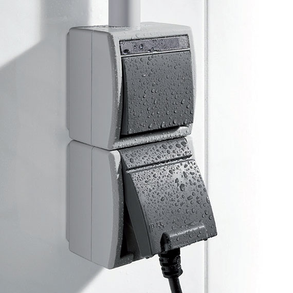 Fot. 1. Obudowa o wysokiej klasie szczelności skutecznie chroni elementy okablowania przed przenikaniem pyłu, zanieczyszczeń i wody. Fot. ELEKTRO-PLAST