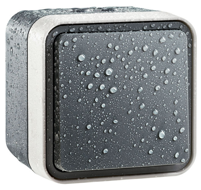 Fot. 8. Producenci „wodoodpornych gniazdek” coraz większy nacisk kładą na design. Fot. HAGER