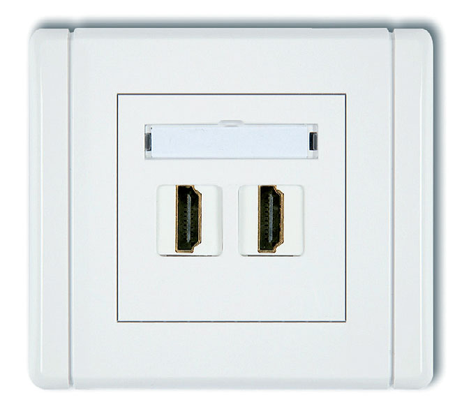Fot. 12. Gniazdo podwójne HDMI z serii Flexi w systemie wieloramkowym. Fot. Karlik