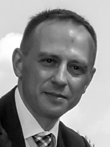 Bogdan Skorupka - dyrektor sprzedaży
manager ds. efektywności
energetycznej
oświetlenia, ES-SYSTEM