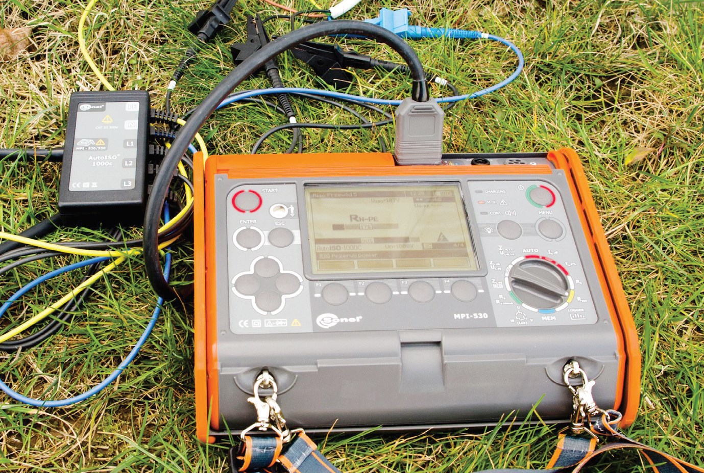 Fot. 6. Uniwersalny miernik instalacji elektrycznych SONEL MPI-530