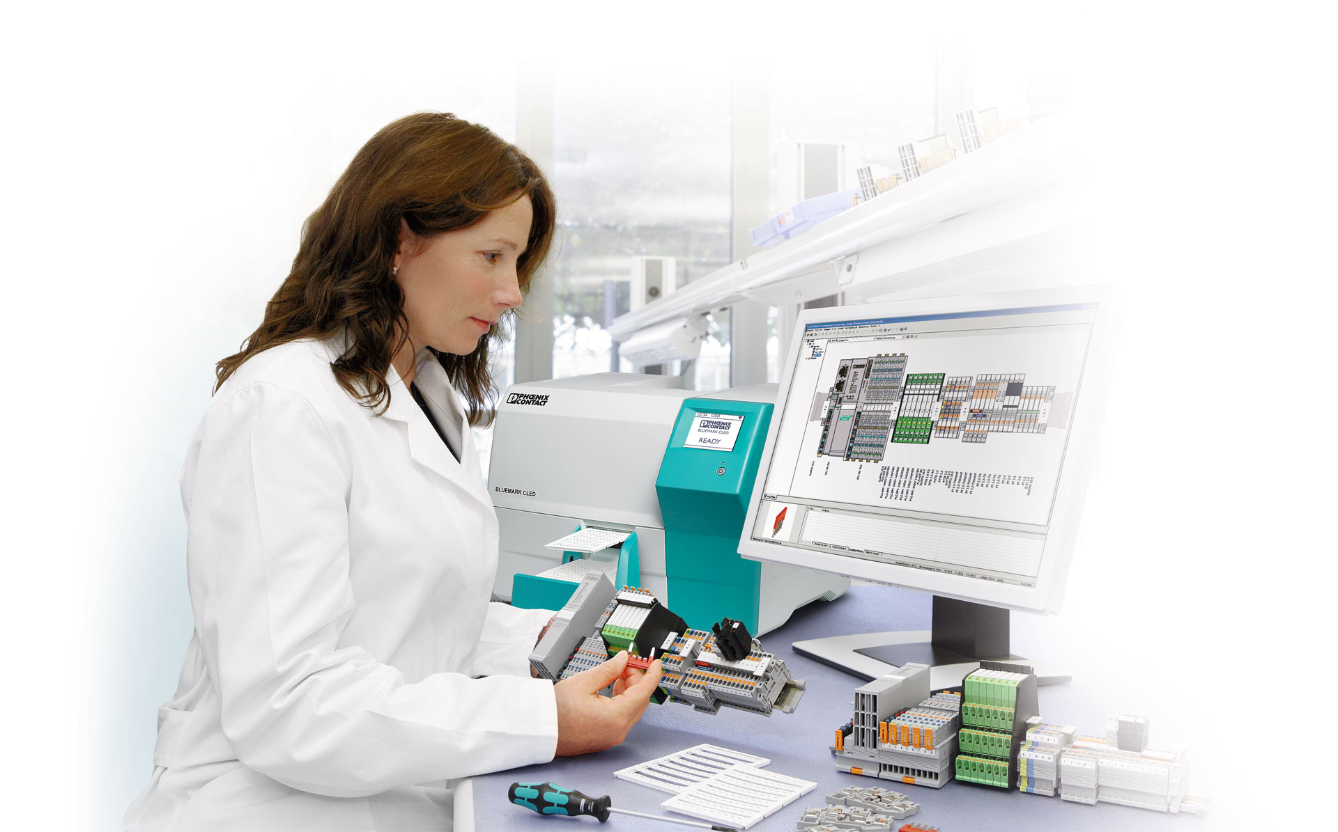 Oprogramowanie Clip Project jest zintegrowane aż do momentu montażu, zapewniając bezbłędny i efektywny przepływ pracy.