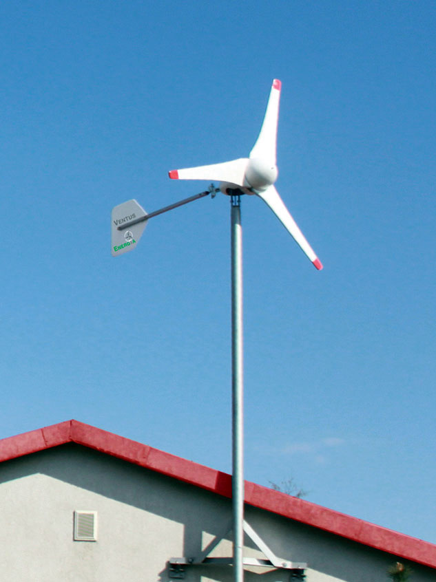 Fot. 6. Bardzo często turbina jest wykorzystywana
jako źródło energii dla
instalacji oświetleniowej czy systemu
ogrzewania podłogowego. Fot.: VENTUS ENERGIA