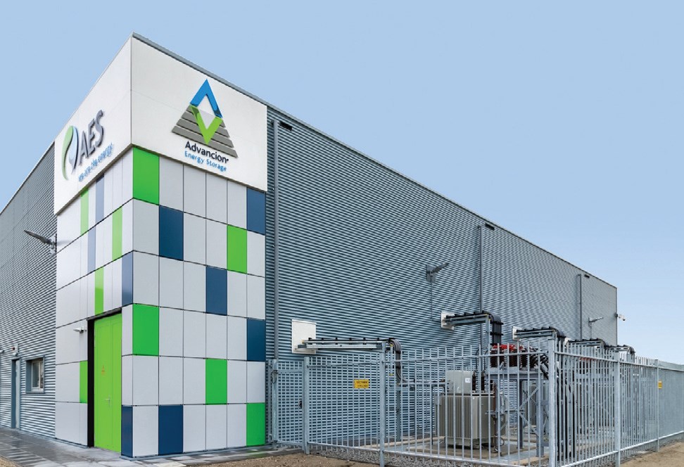 Fot. 1. Magazyn energii elektrycznej z zewnątrz. Fot.: EATON