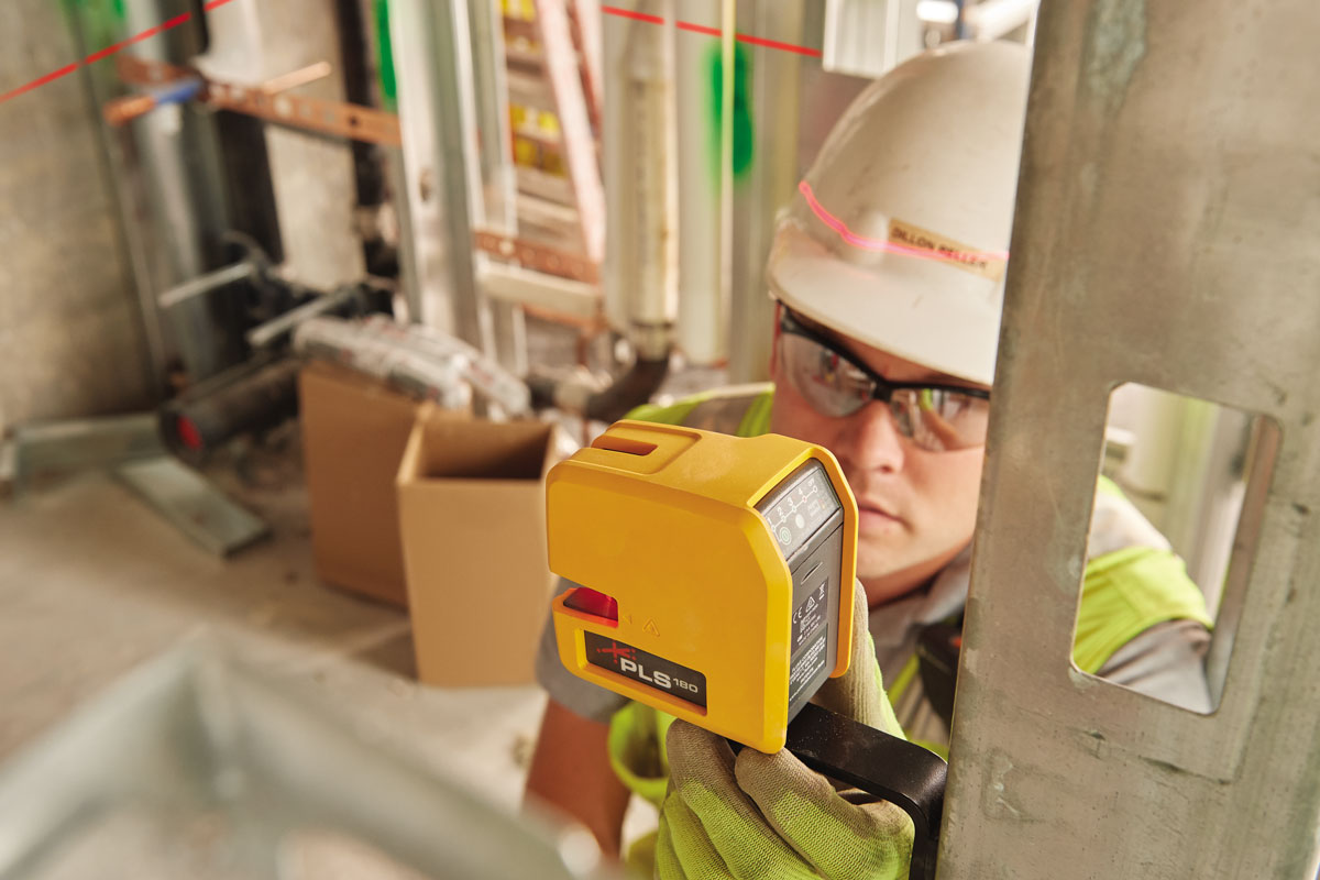 fluke wprowadza na polski rynek akumulatory do poziomnic laserowych marki pls pacific laser systems6