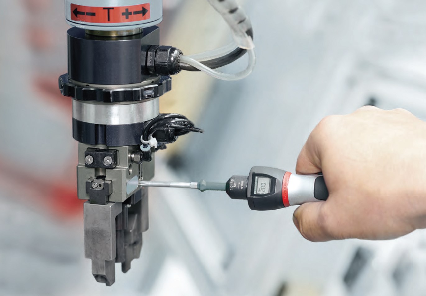 Wkrętak dynamometryczny.  Fot.: WIHA